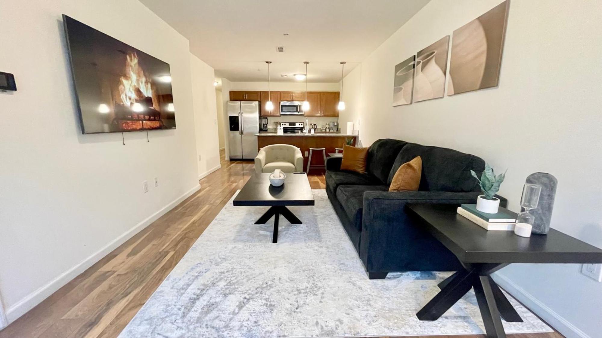 Ava Luxury Living Apartment *